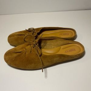 Born Handcrafted Footwear Womens shoes size 10
